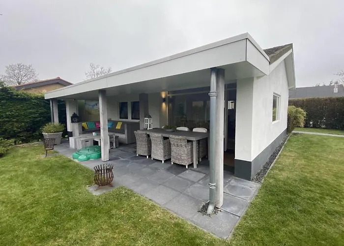 Lovely With Garden Feriehus Sint Maartensvlotbrug